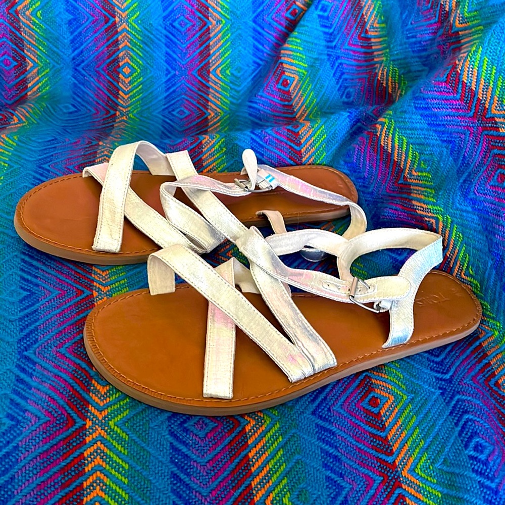NWT Toms Sandals ☀️